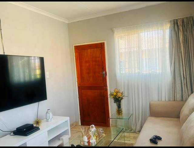 3 BEDROOM HOUSE FOR SALE IN WATERVAL EAST